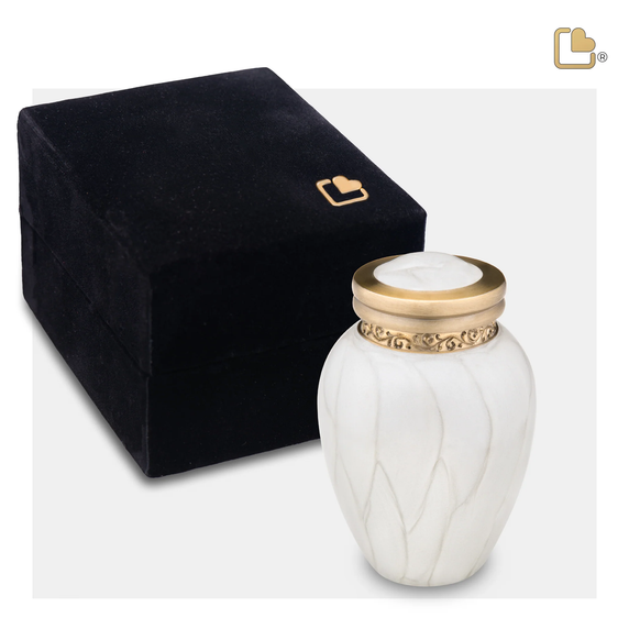 Pearl White and Gold Blessing, Keepsake