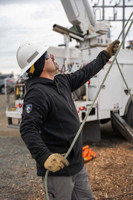 Elements Lite Surge Hoodie | Lifestyle | Black