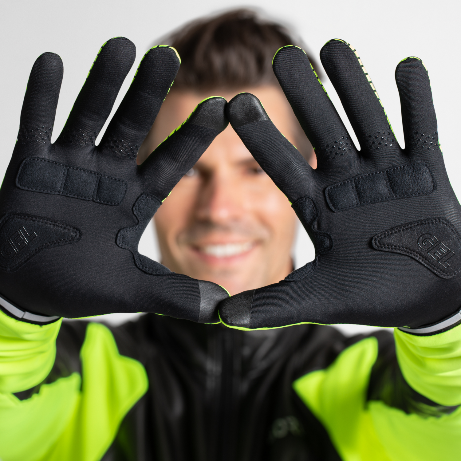 C3 WINDSTOPPER® Stretch Mid Gloves