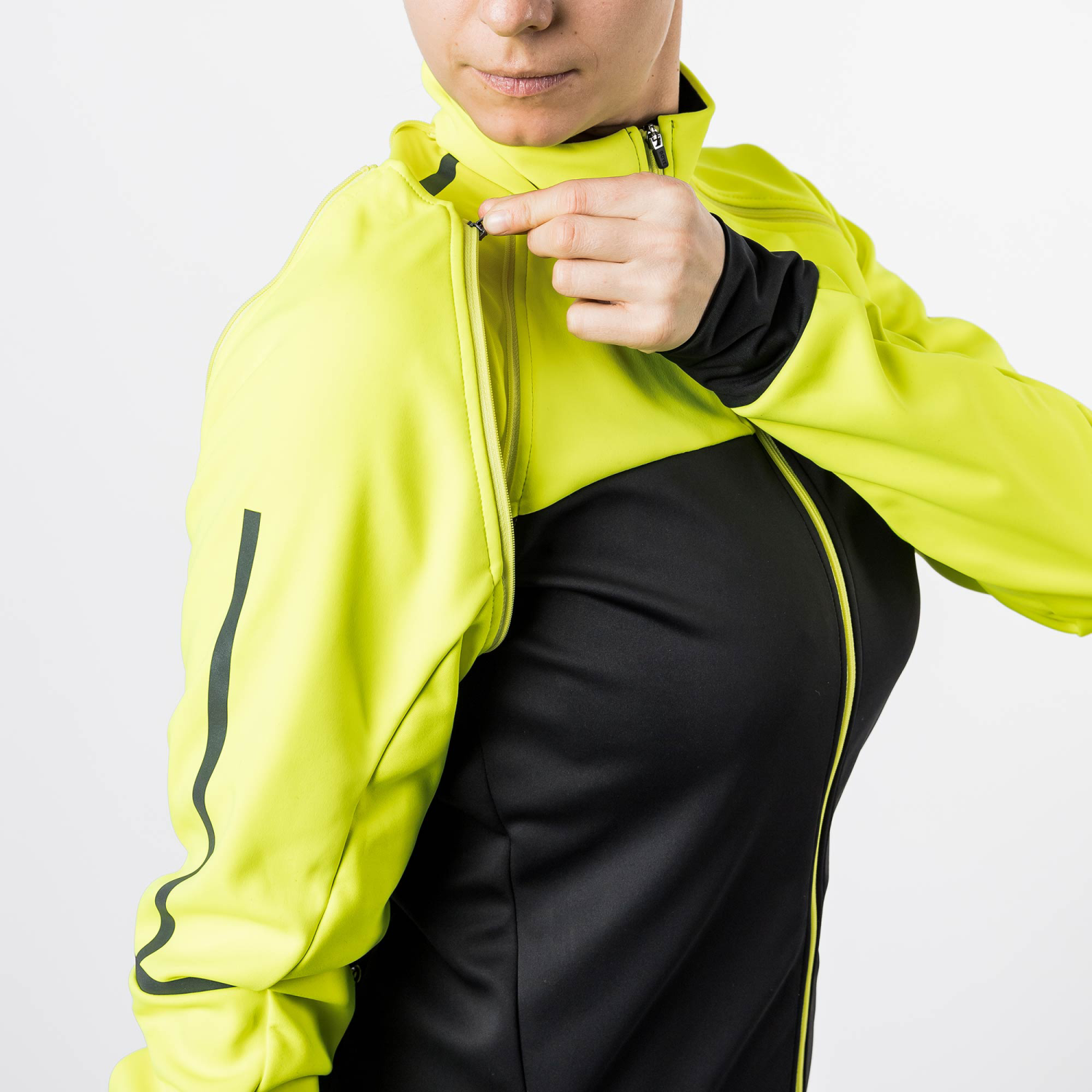 Phantom WINDSTOPPER® Jacket Womens | GOREWEAR US