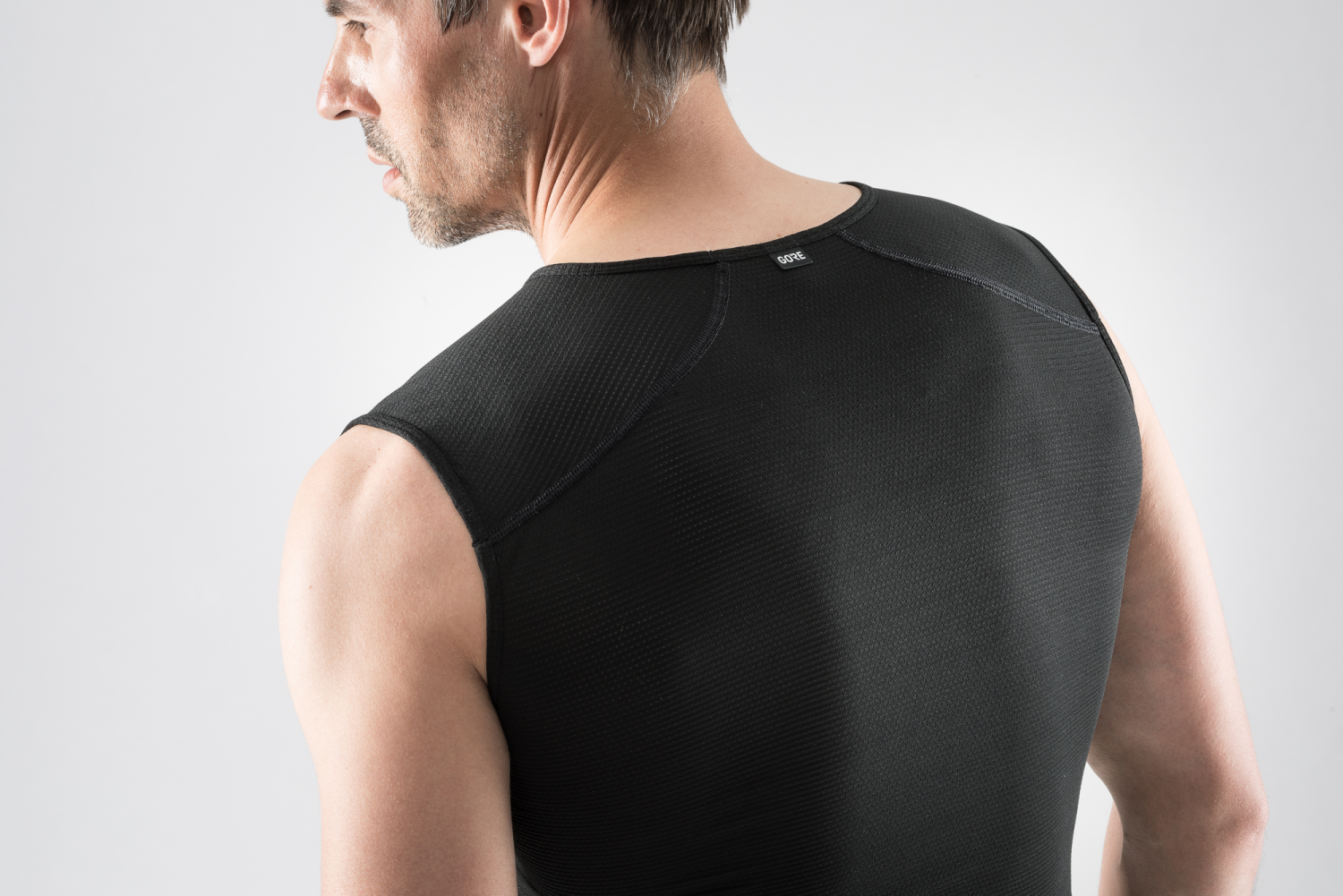 M Base Layer Sleeveless Shirt