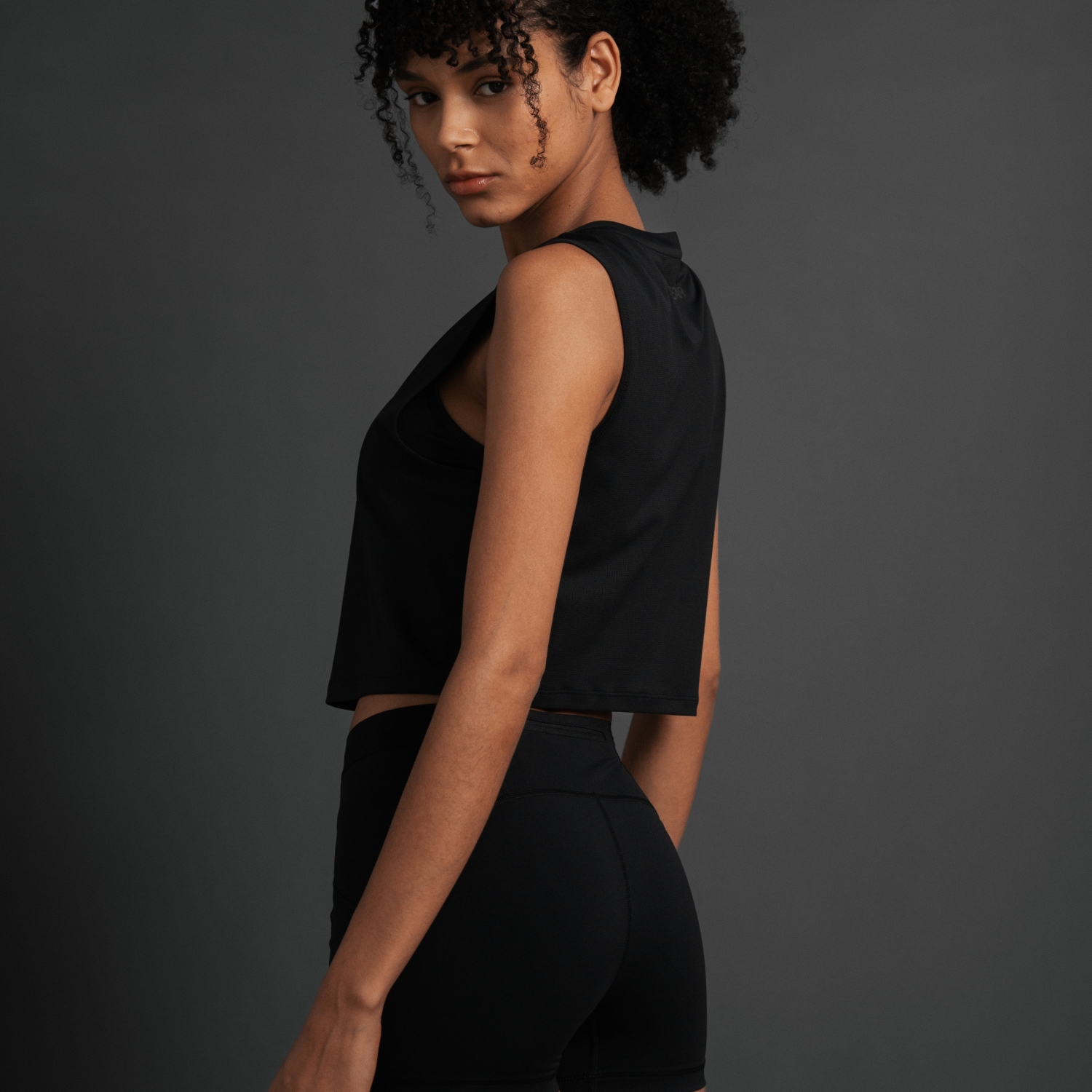 9900--Black