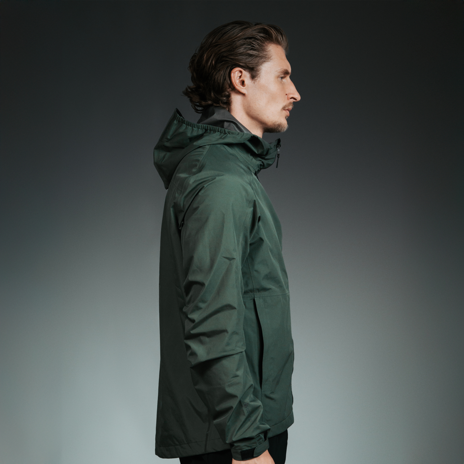 ENDURE GORE-TEX LE1 Tonal Logo Jacket Mens