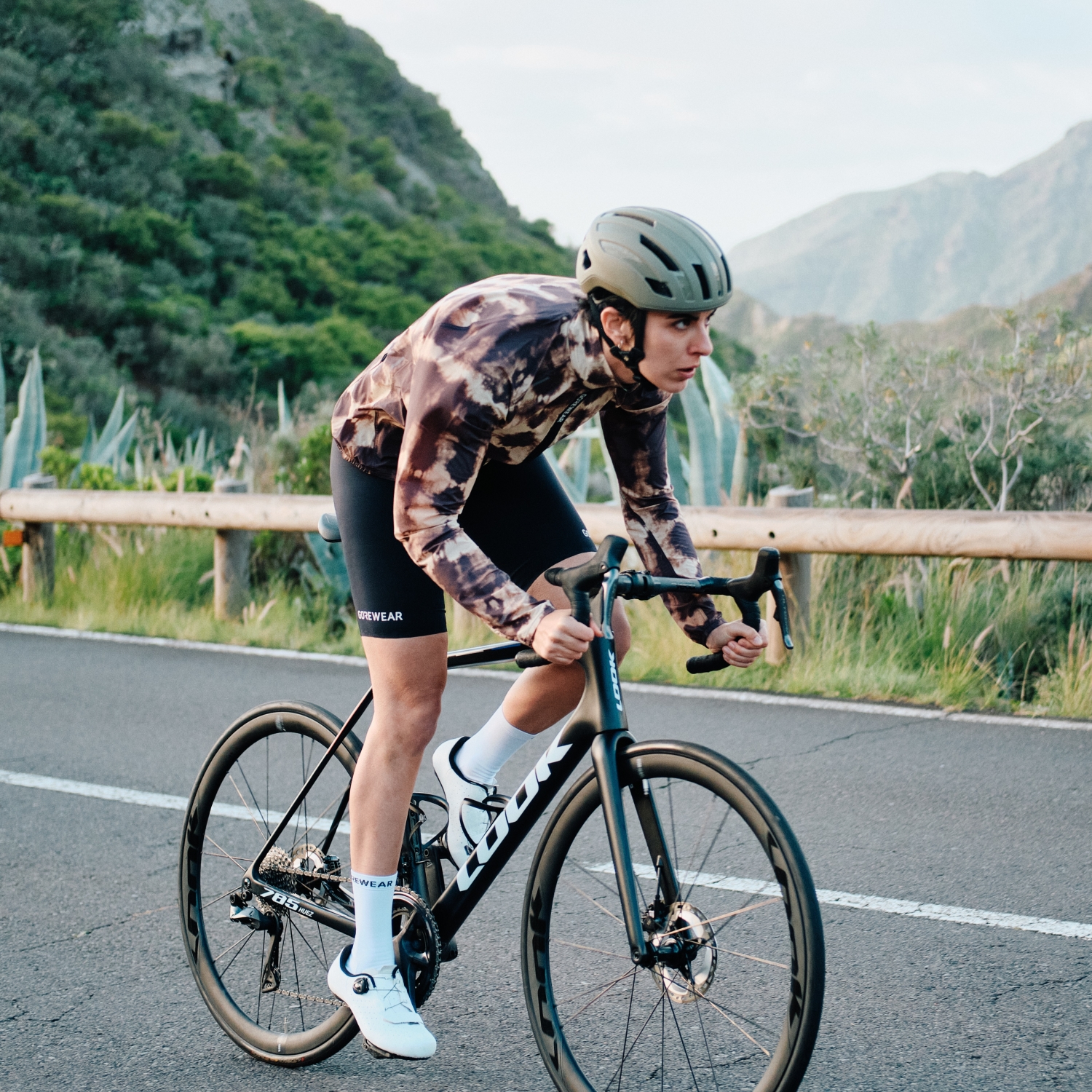 SPINSHIFT Shibori Windbreaker Womens