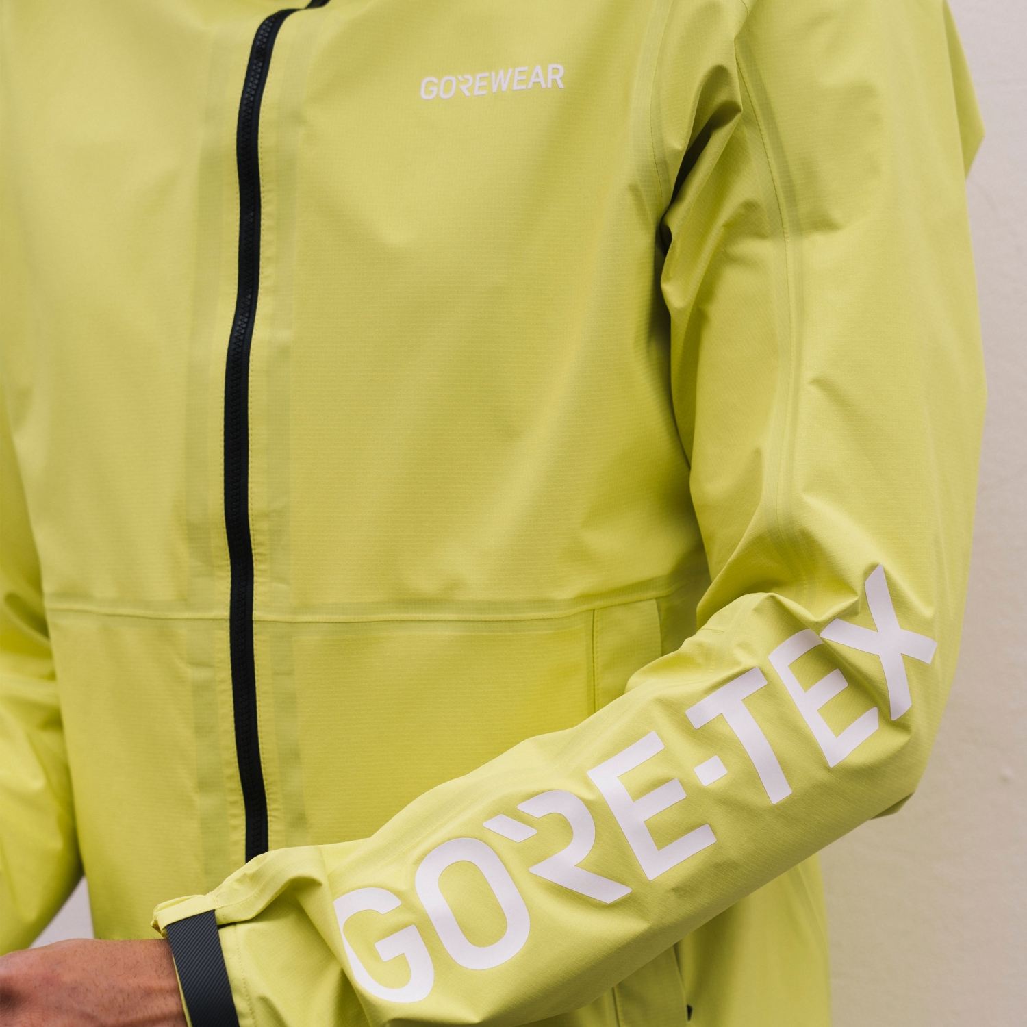 LUPRA 2.0 GORE-TEX LE1 Hooded Jacket Mens