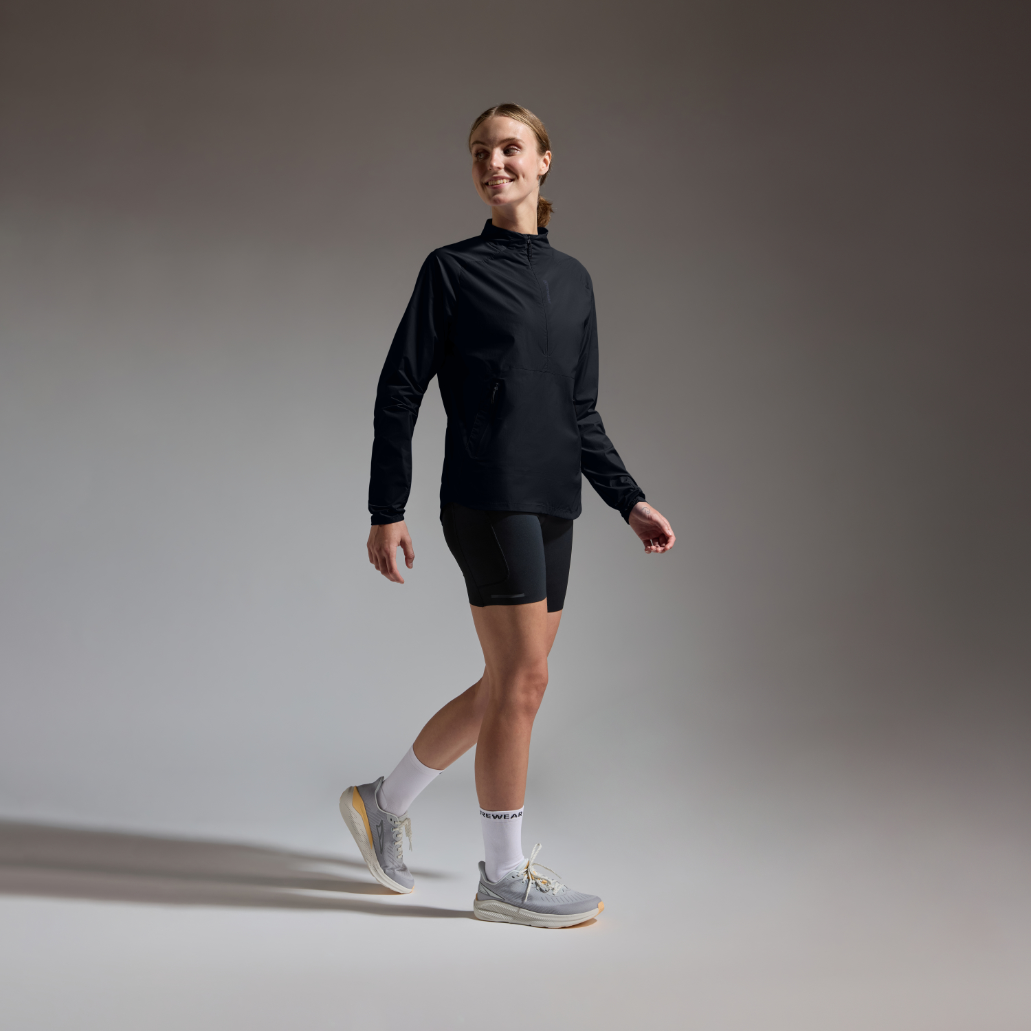 CONCURVE Windbreaker Anorak Womens