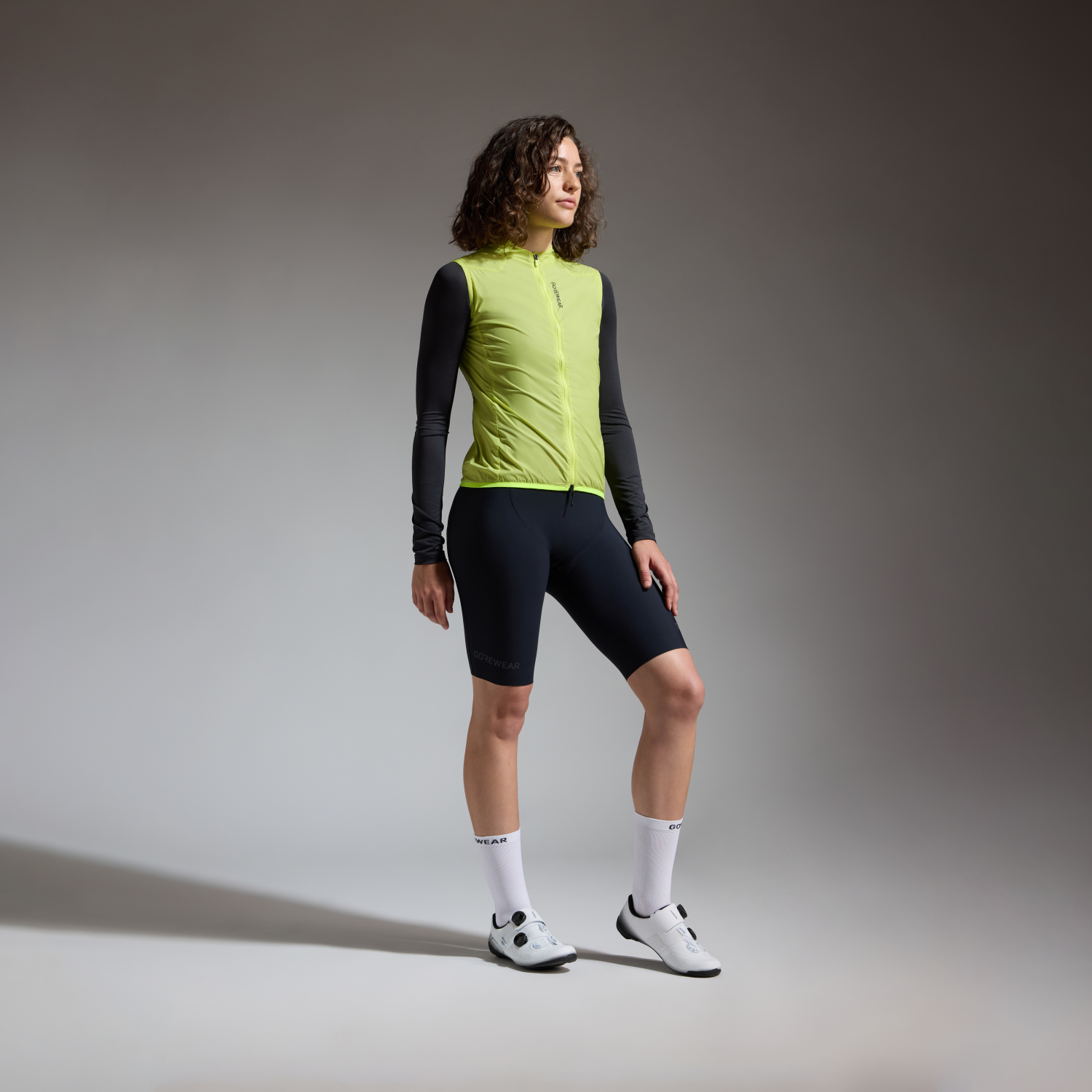 Distance Windbreaker Vest Womens