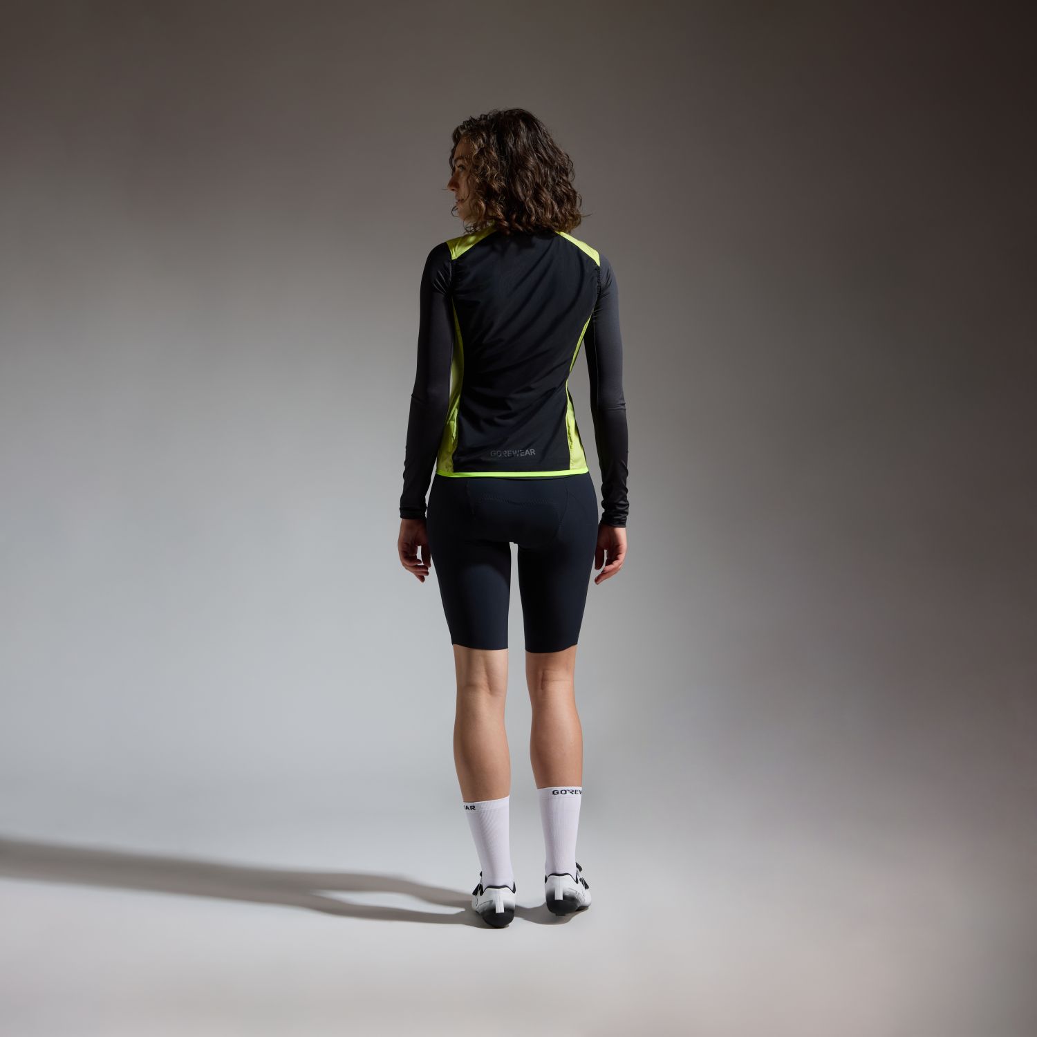 Distance Windbreaker Vest Womens