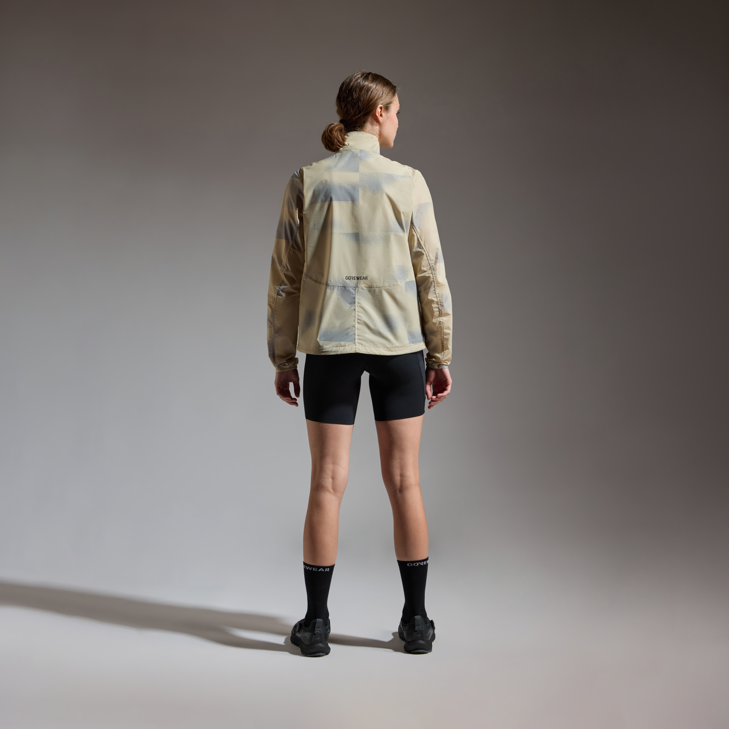 CONCURVE Cloud Windbreaker Womens