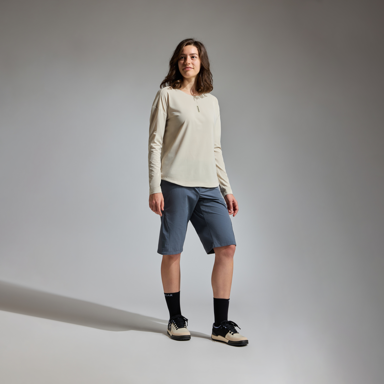 FERNFLOW Long Sleeve Tee Womens