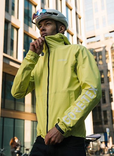 GOREWEAR LUPRA 2.0 GORE-TEX LE1 Hooded Cycling Jacket Men's in Tech Beige | 2XL | Regular fit | Waterproof