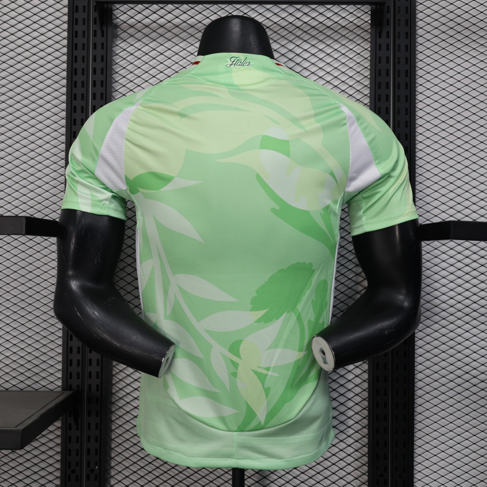 Italy 2025/26 Player  Version Jersey