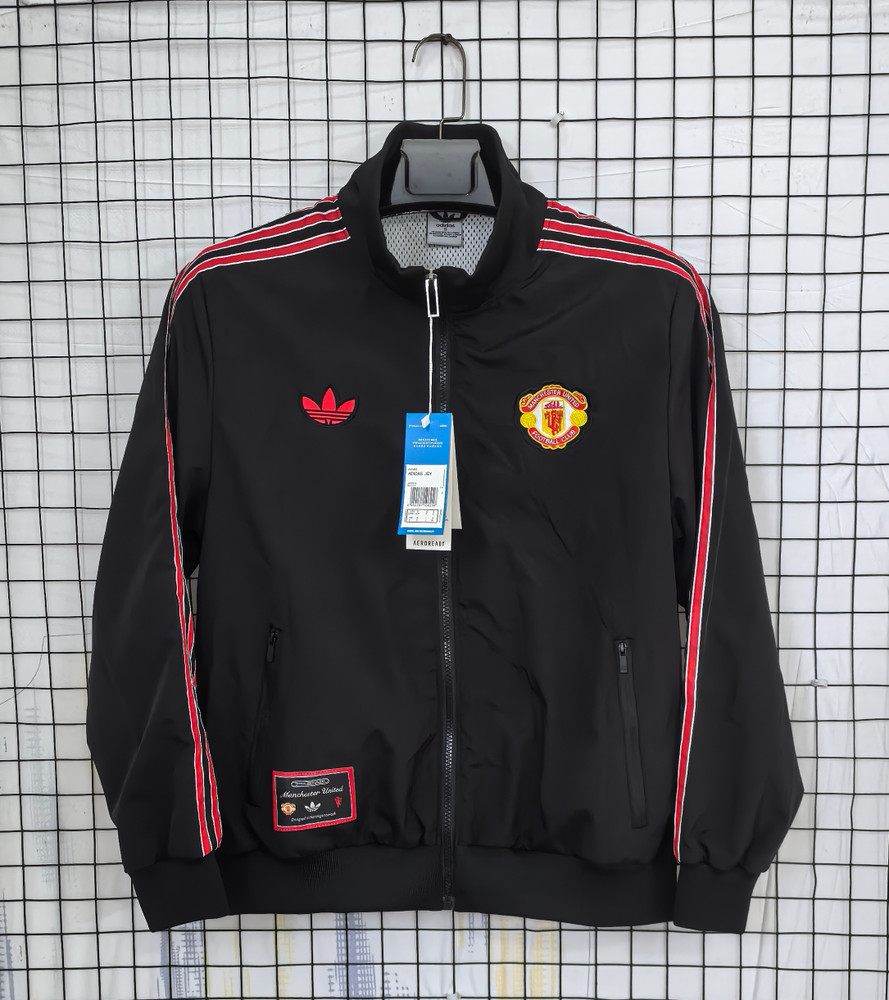 Manchester United 2025/26 Windbreaker Black