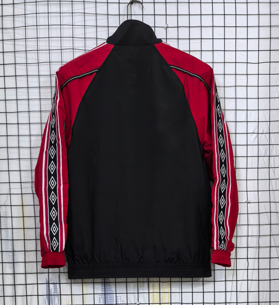 Manchester United Retro 1998 Windbreaker Black