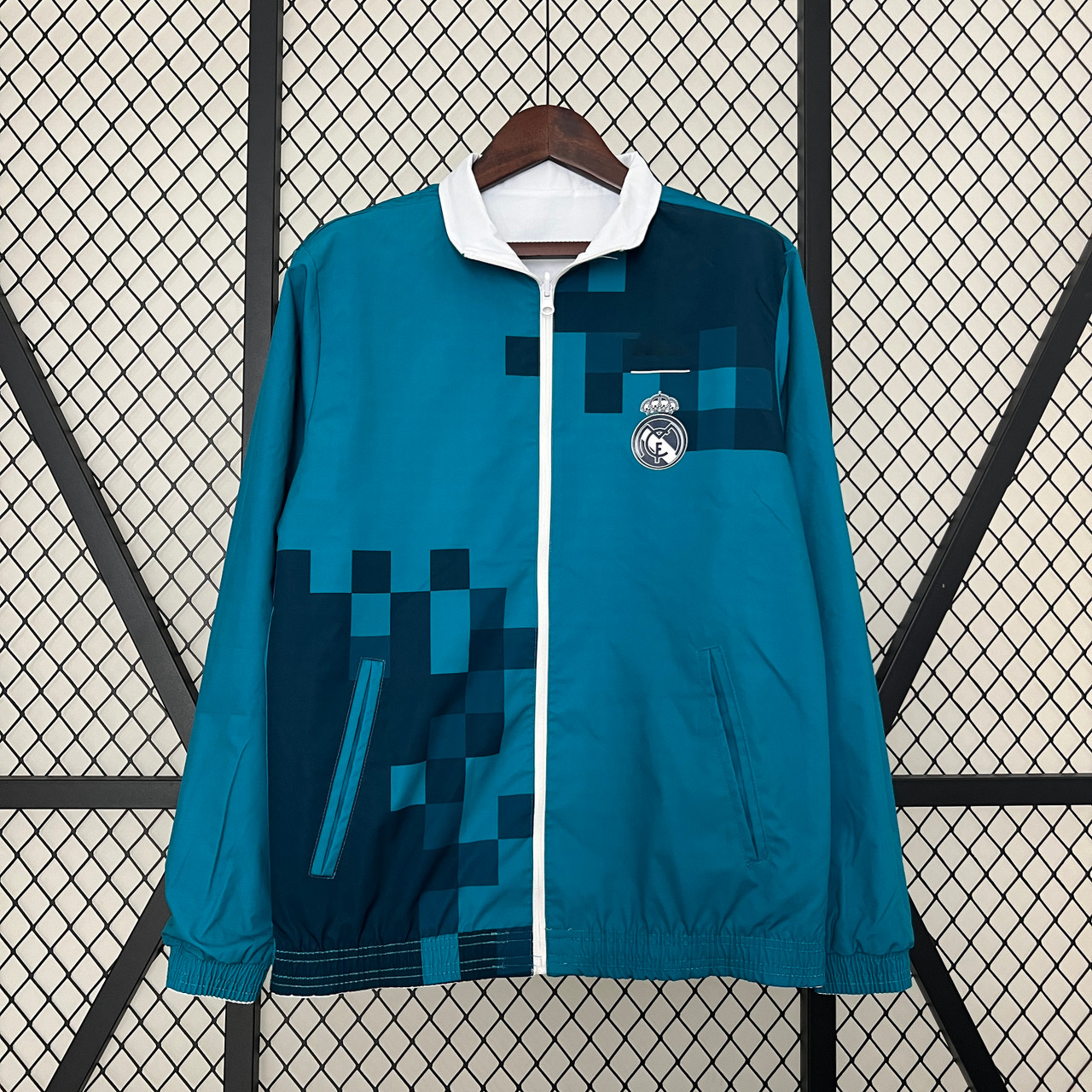Real Madrid Windbreaker IV