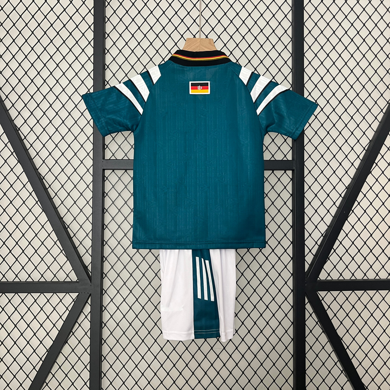 Kids Germany 1996 home