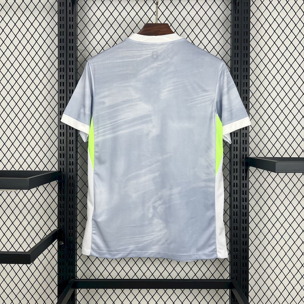 Wolfsburg 2025/26 Away Jersey