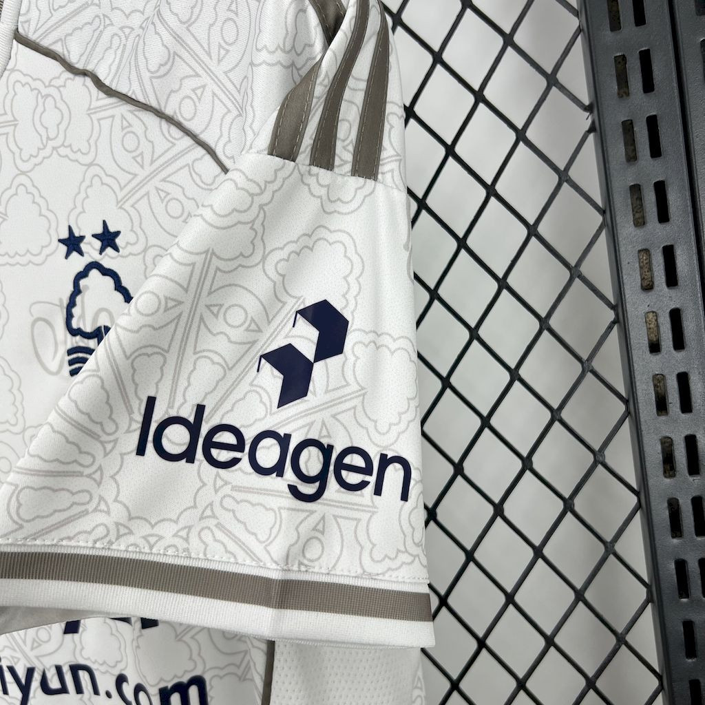 Nottingham Forest 2025/26 Away