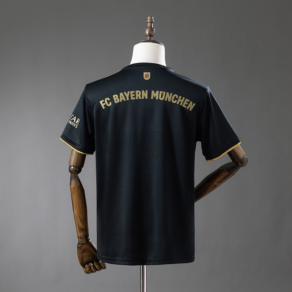 Retro Bayern Munich 21/22 Away