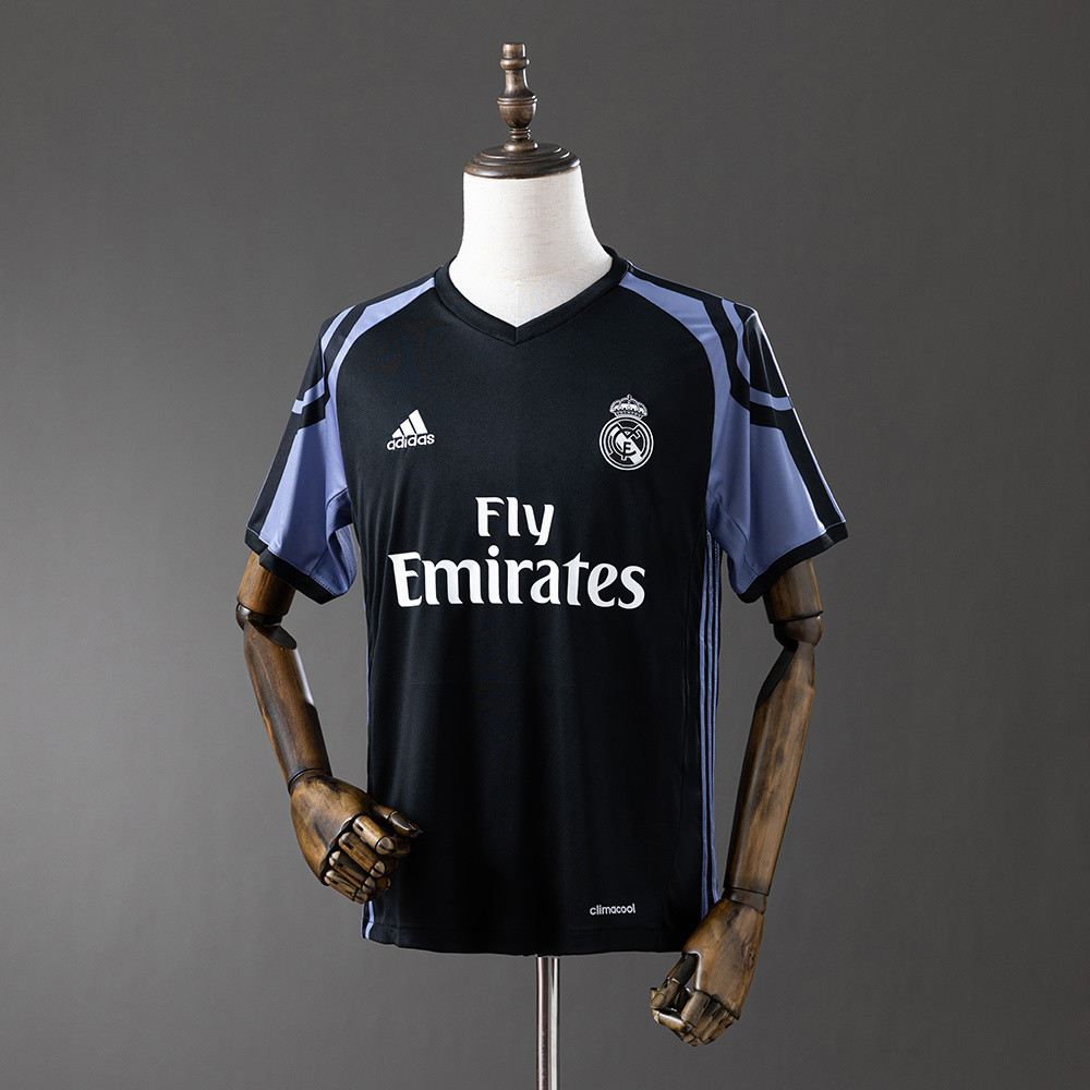 Retro Real Madrid 16/17 Third Away