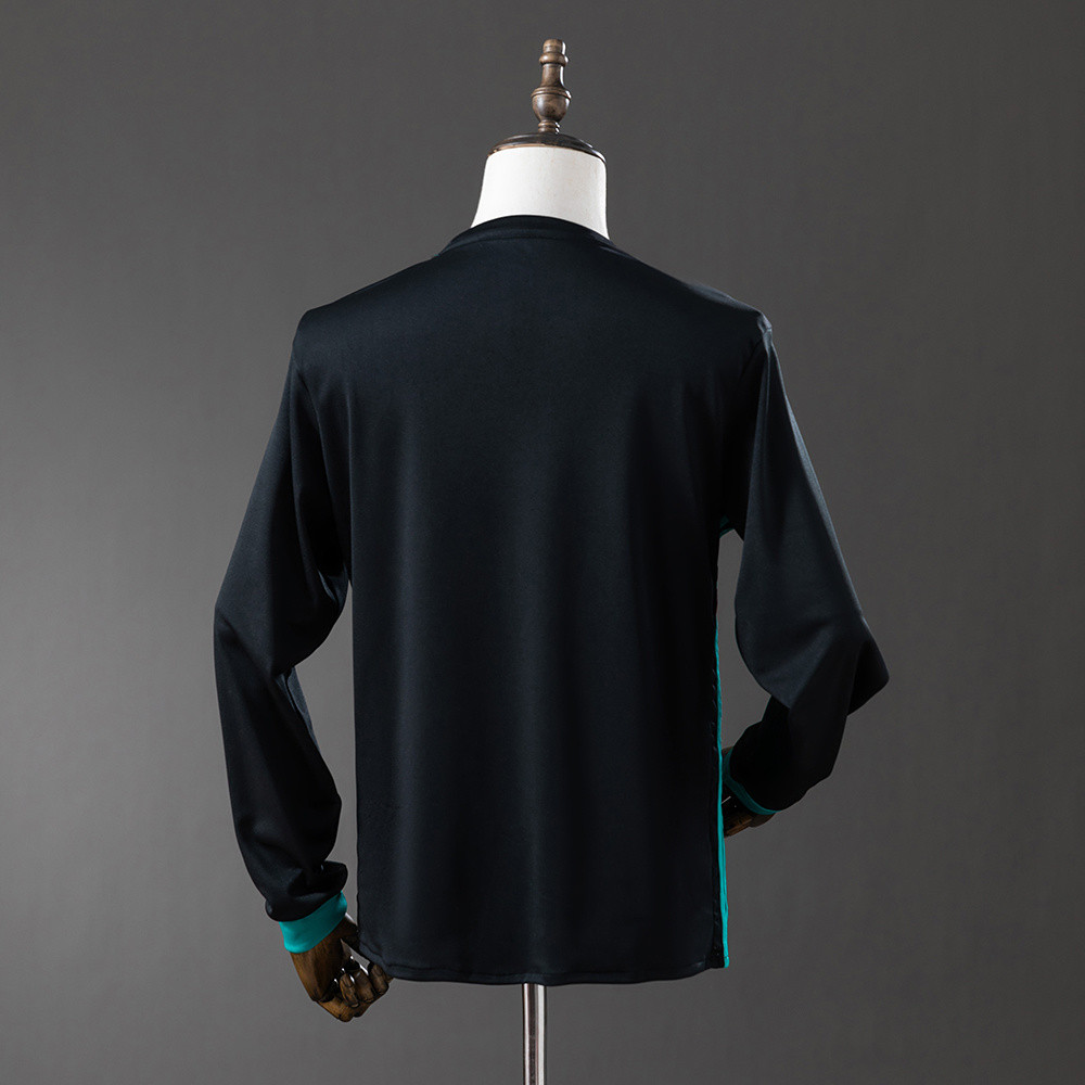 Retro Real Madrid 17/18 Away Long Sleeve