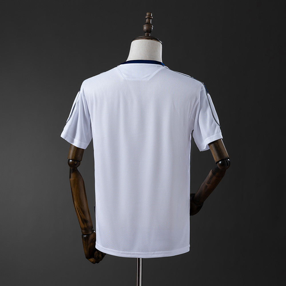 Retro Manchester United 00/01 Away