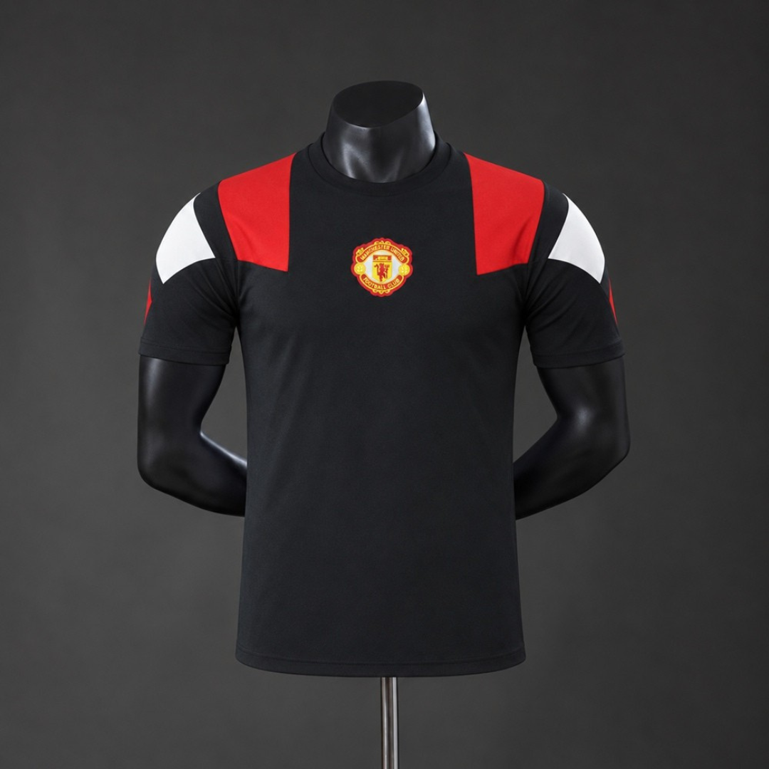 Manchester United Player Version 2026/27 EQT