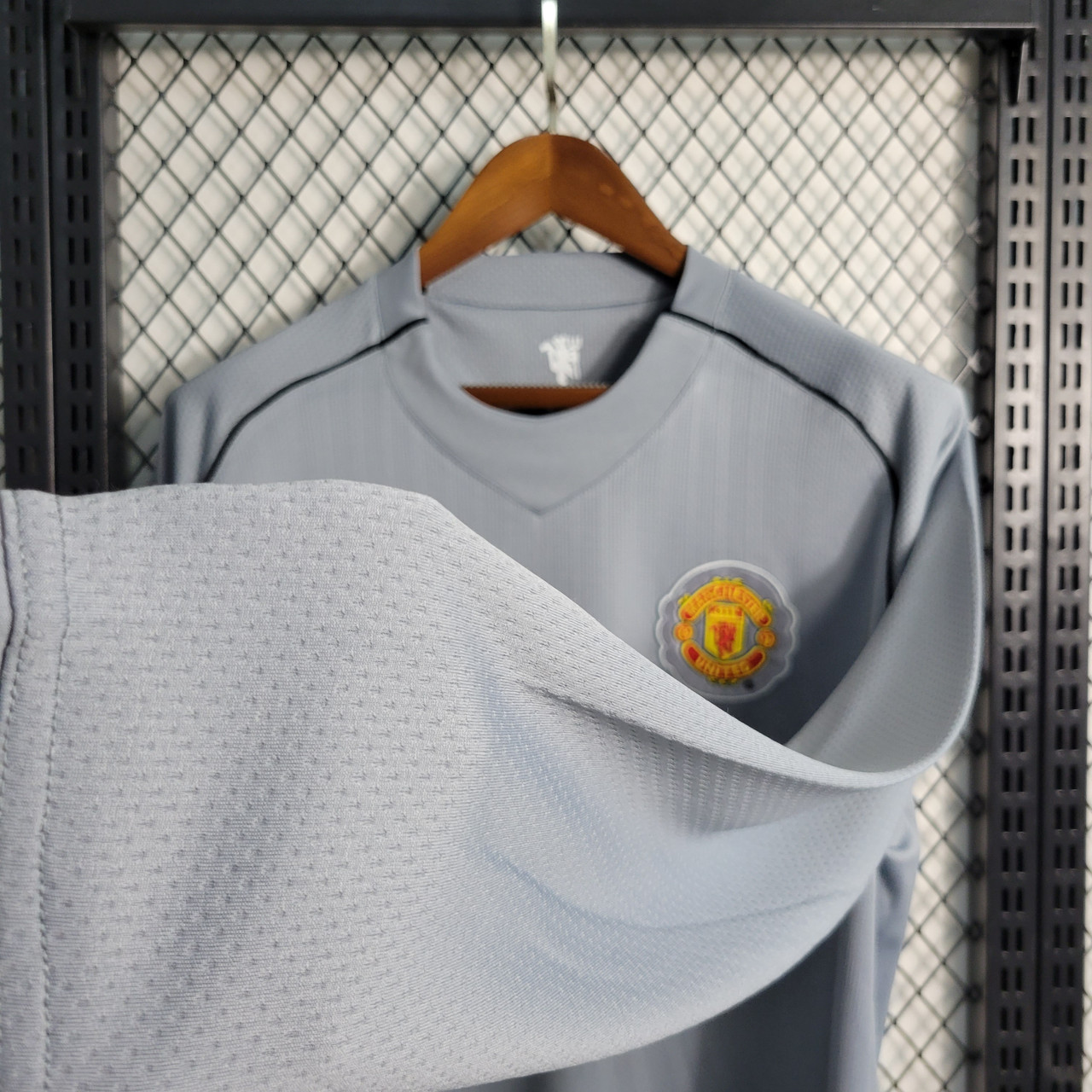 Manchester United 07/08 Gray Goalkeeper Long Sleeve Retro Jersey