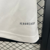 Leeds United 2025/26 Home