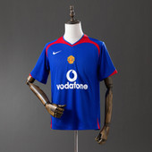Retro Manchester United 05/06 Away
