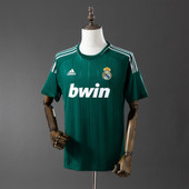Retro Real Madrid 11/12 Third