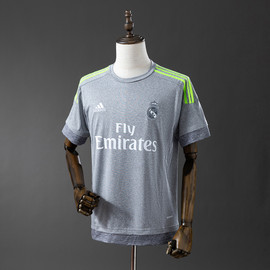 Retro Real Madrid 15/16 Away