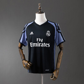 Retro Real Madrid 16/17 Third Away