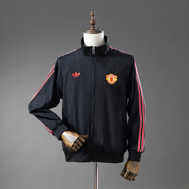 Manchester United Windbreaker Retro