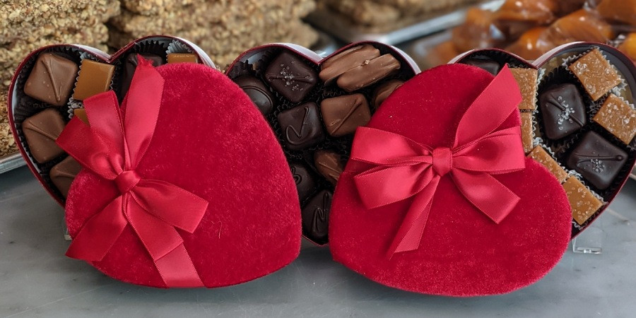 Littlejohn's Candies Handcrafted English Toffee and Fine Candies since 1924