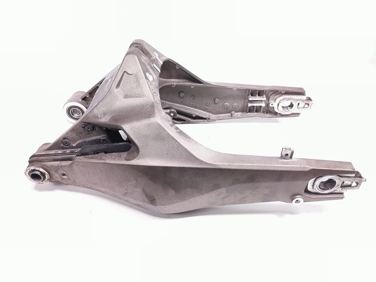 16 Ducati Monster 821 Rear Swing Arm Frame Swingarm 37031561B