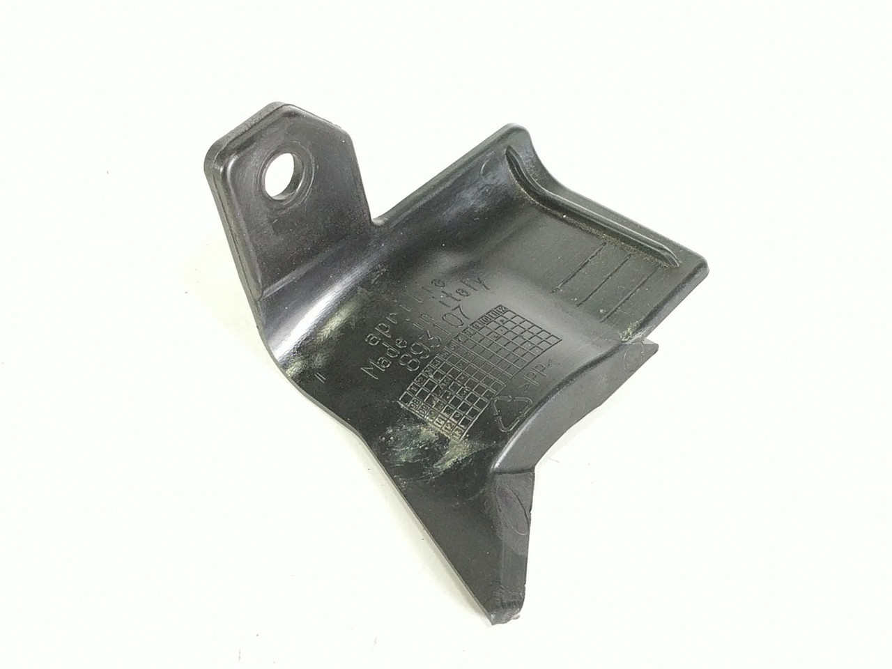 tw18238-12-13-14-aprilia-tuono