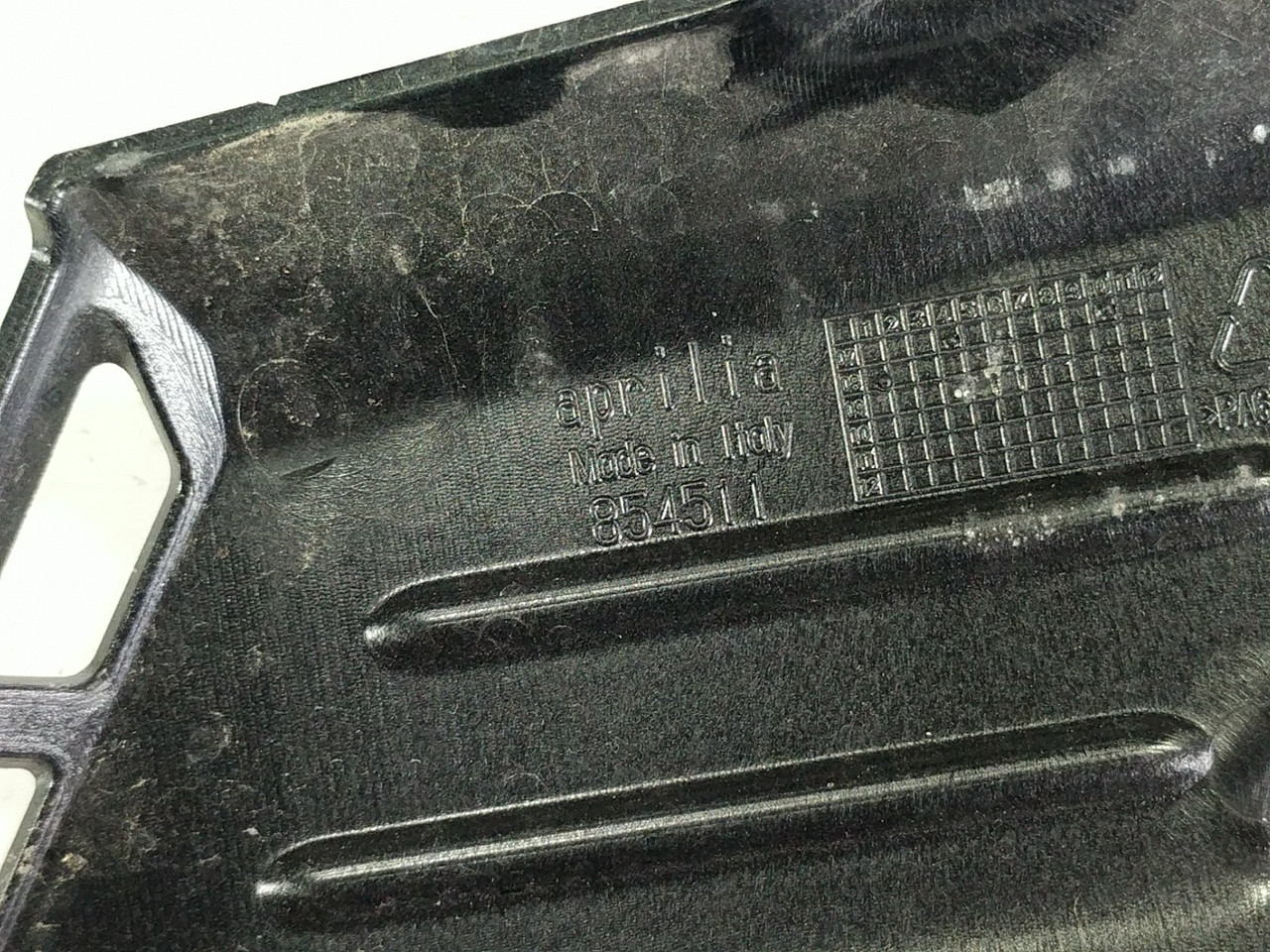09 Aprilia Mana 850 Right Cover Panel 854511 - Sun Coast Cycle