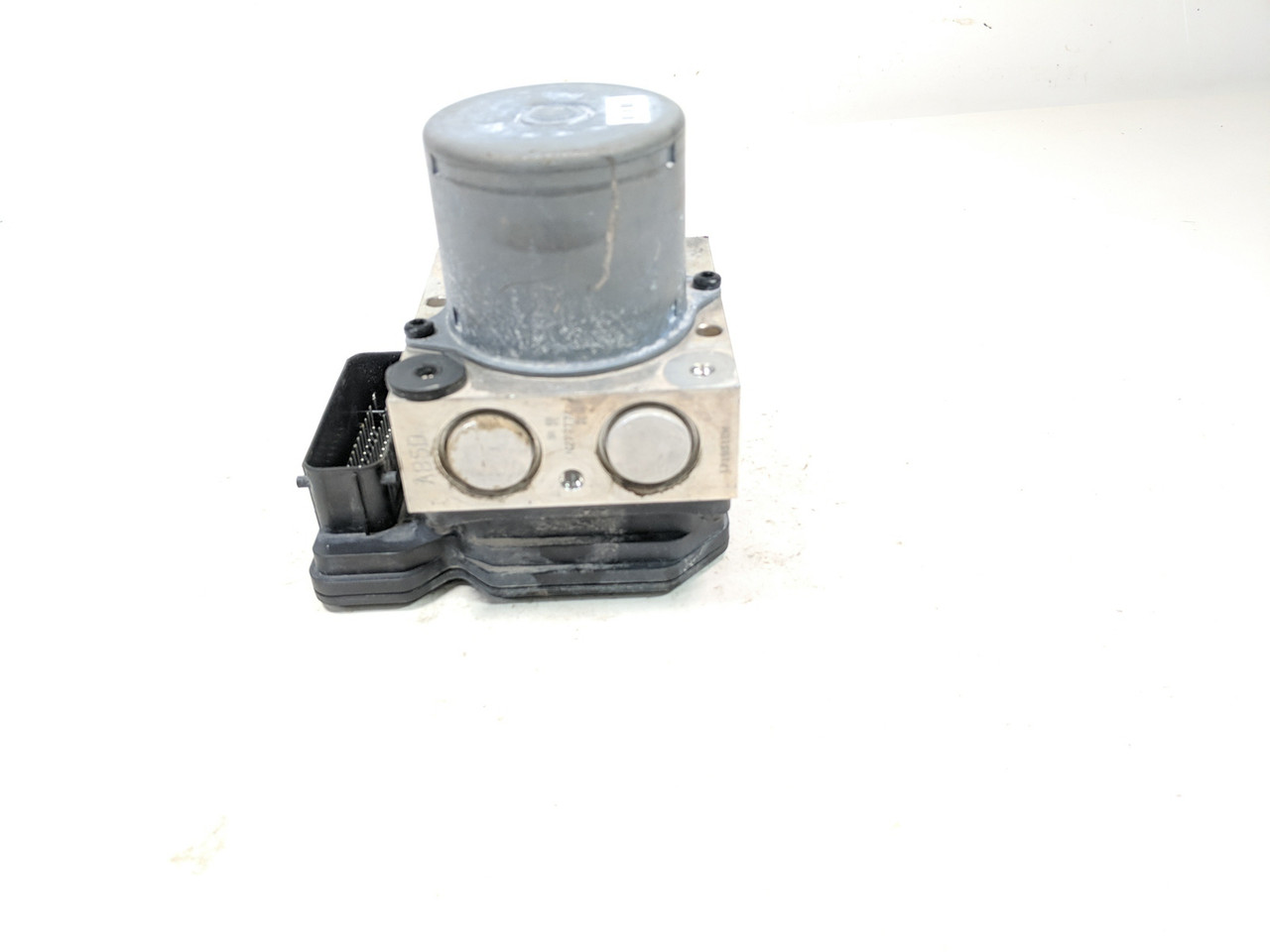 18 Vanderhall Venice ABS Anti Lock Brake Pump 688250455 - Sun