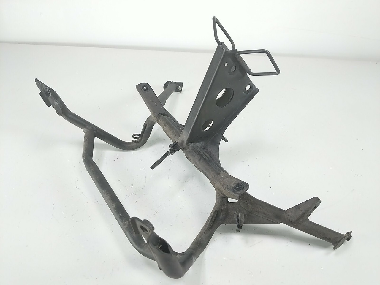 09 Kawasaki EX250 Ninja 250 Upper Fairing Headlight Stay Mount