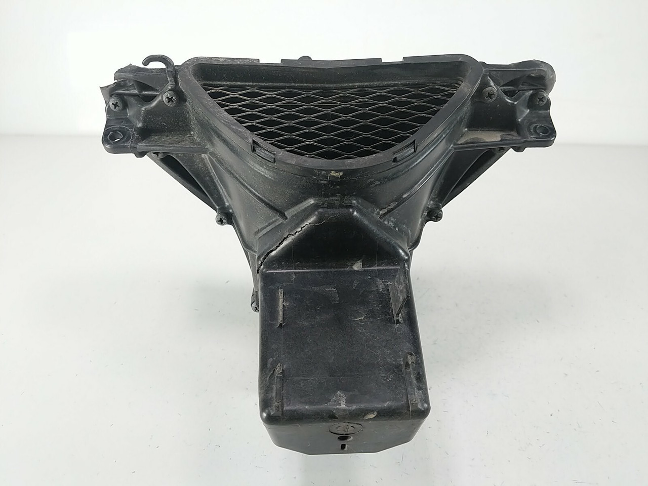 09 Kawasaki Ninja ZX6R Ram Air Tube Intake 92093-0145 Damaged