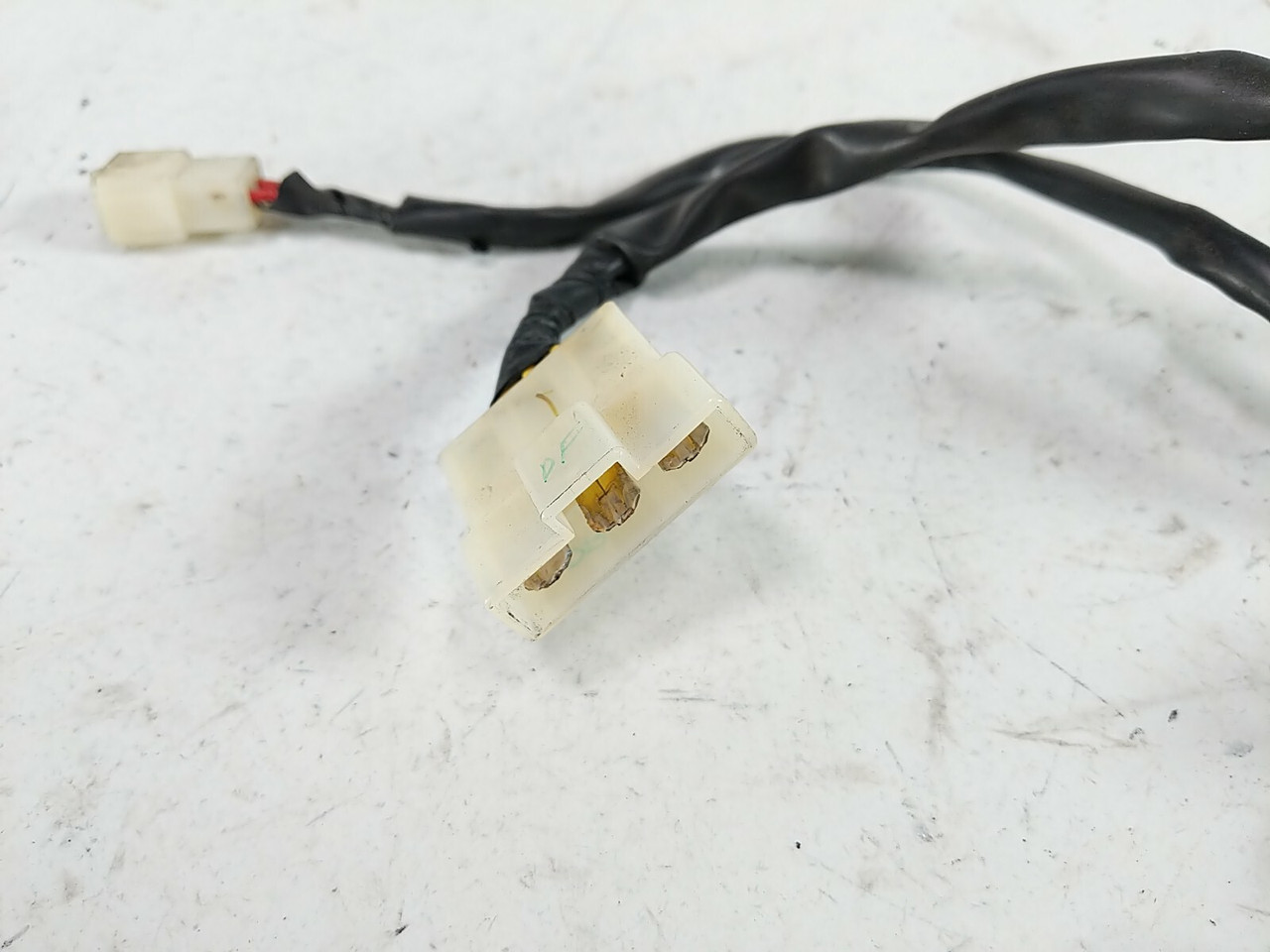 19 Husqvarna Svartpilen 401 Voltage Regulator Rectifier - Sun