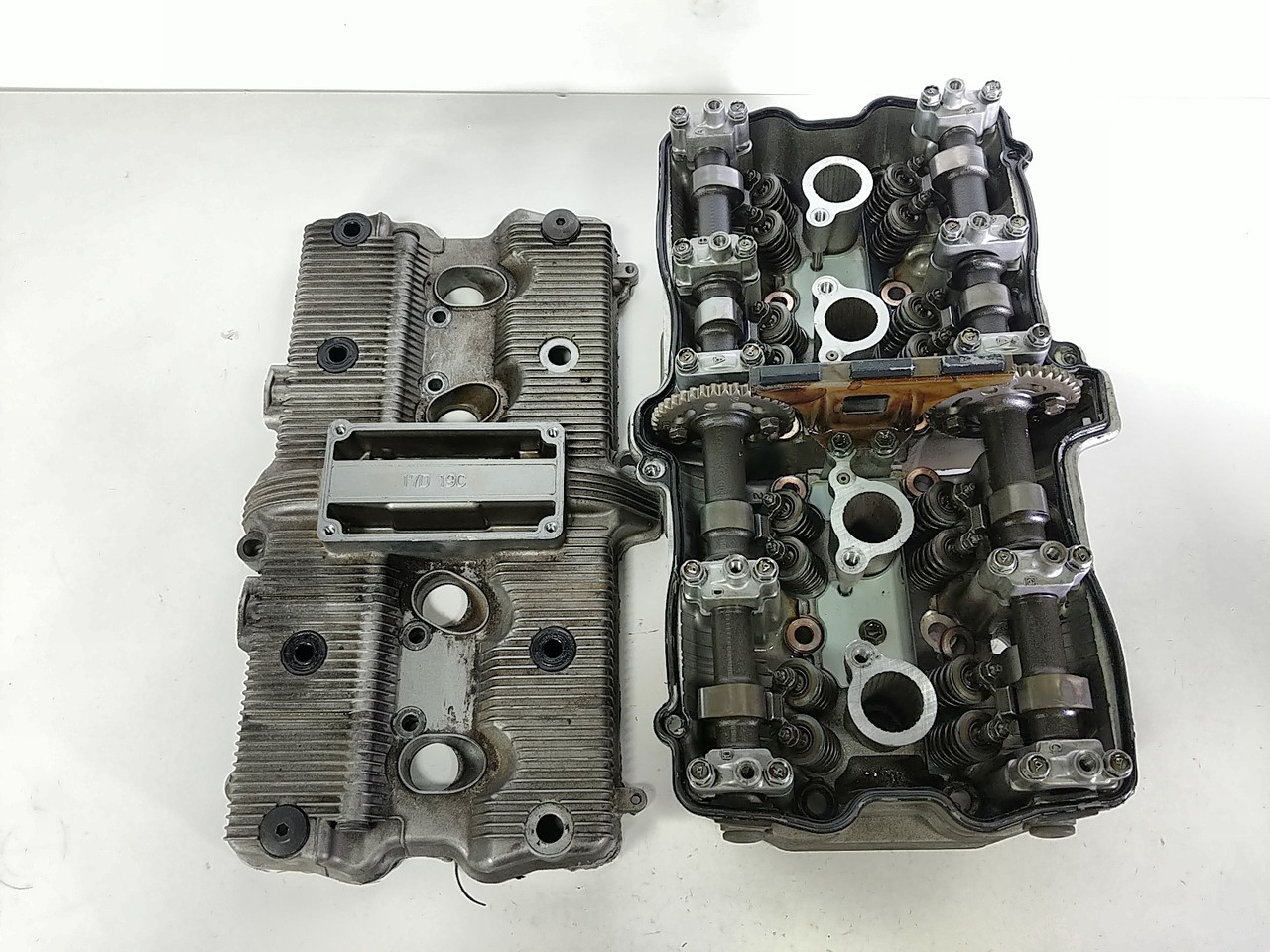 04 Suzuki Katana GSX 600 750 Engine Motor Cylinder Head 17D19C 