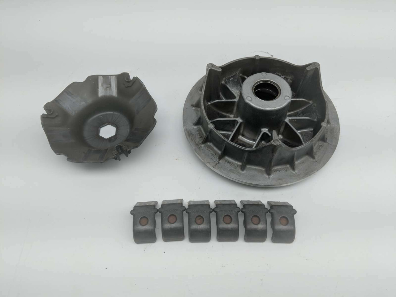 16 Odes Dominator X2 1000 4x4 LT EPS CVT Primary Driven Clutch