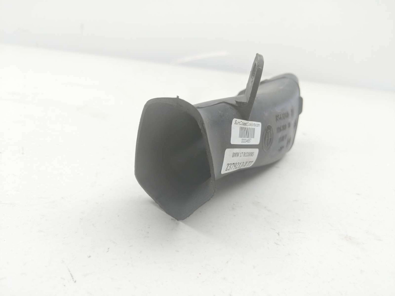 17 BMW R1200RS Right Air Intake Snorkel Tube Duct 8543240-196180