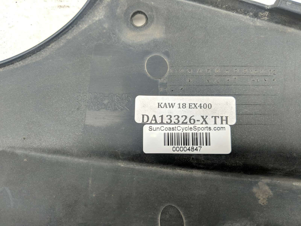 18 Kawasaki Ninja EX 400 Right Lower Belly Fairing Cover Plastic