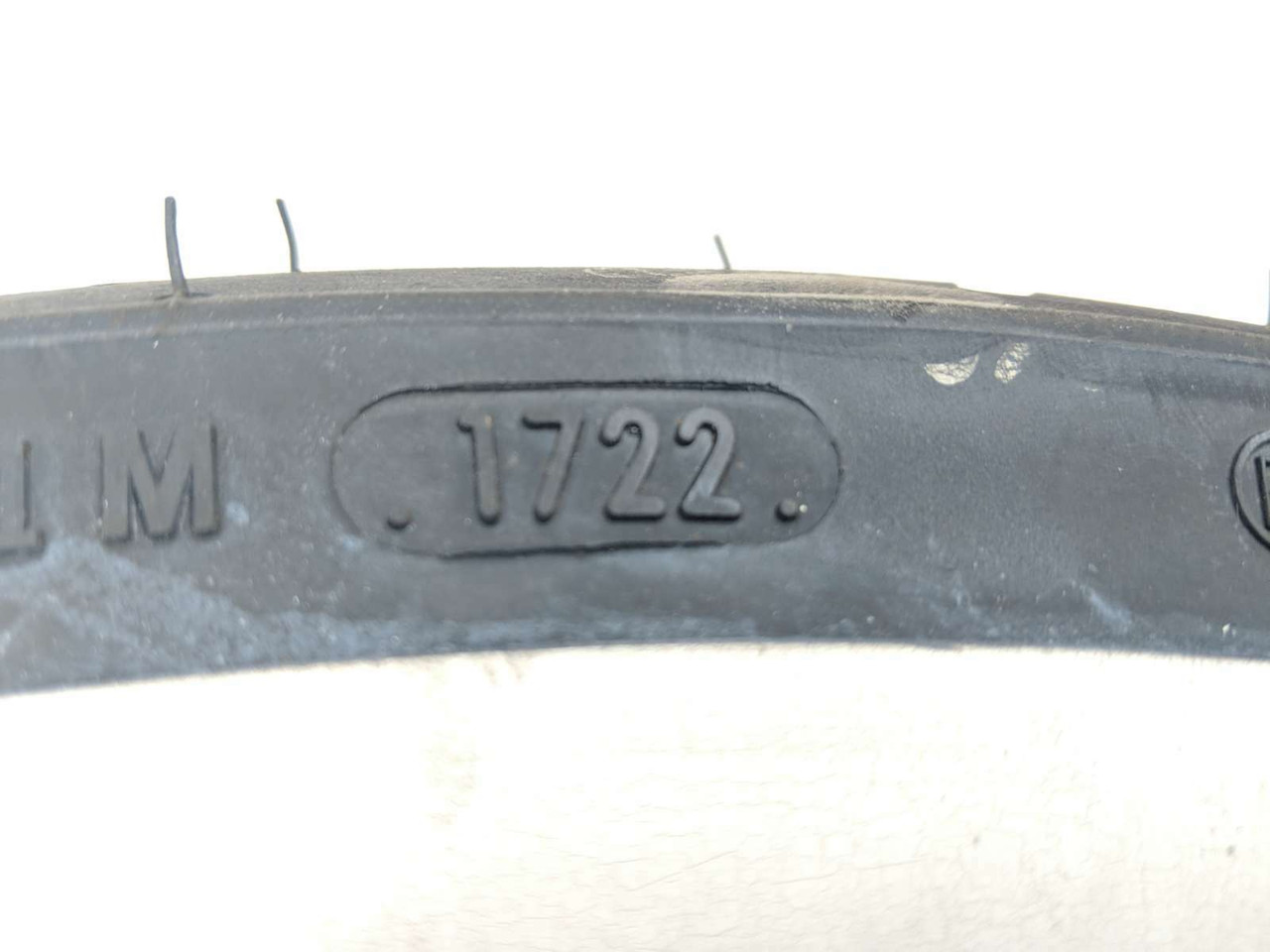 21 Harley Davidson Street Bob FXBBS DUNLOP D401 Rear Tire