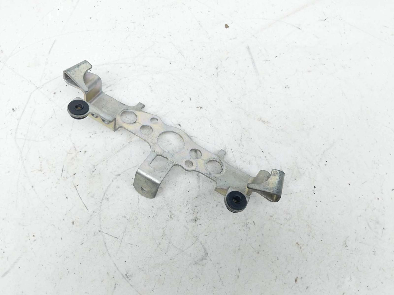 07 08 Kawasaki Ninja ZX600 ZX6R Rear Seat Gas Fuel Tank Mount