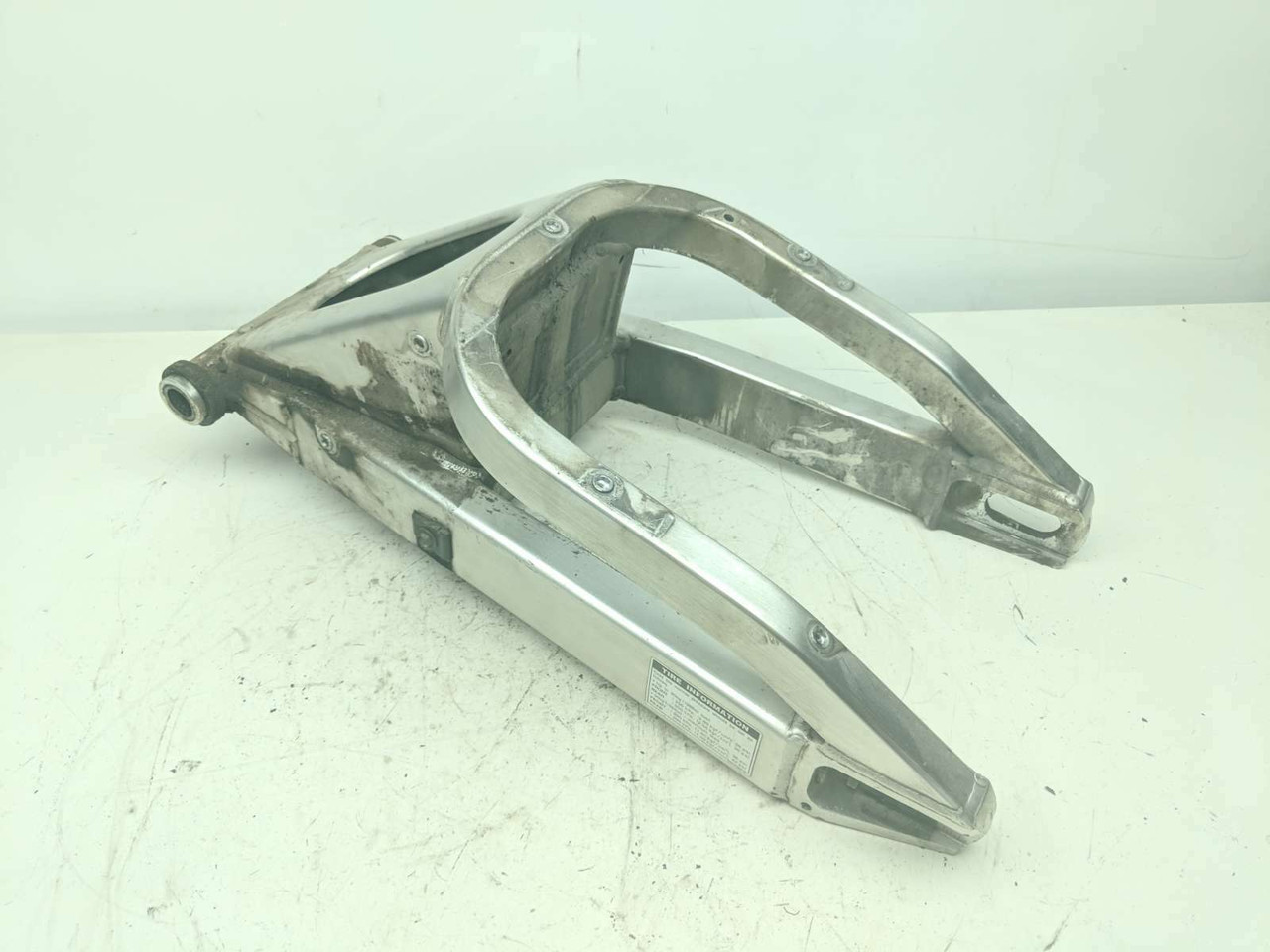01 Yamaha R1 YZF-R1 Rear Swing Arm Frame - Sun Coast Cycle Sports
