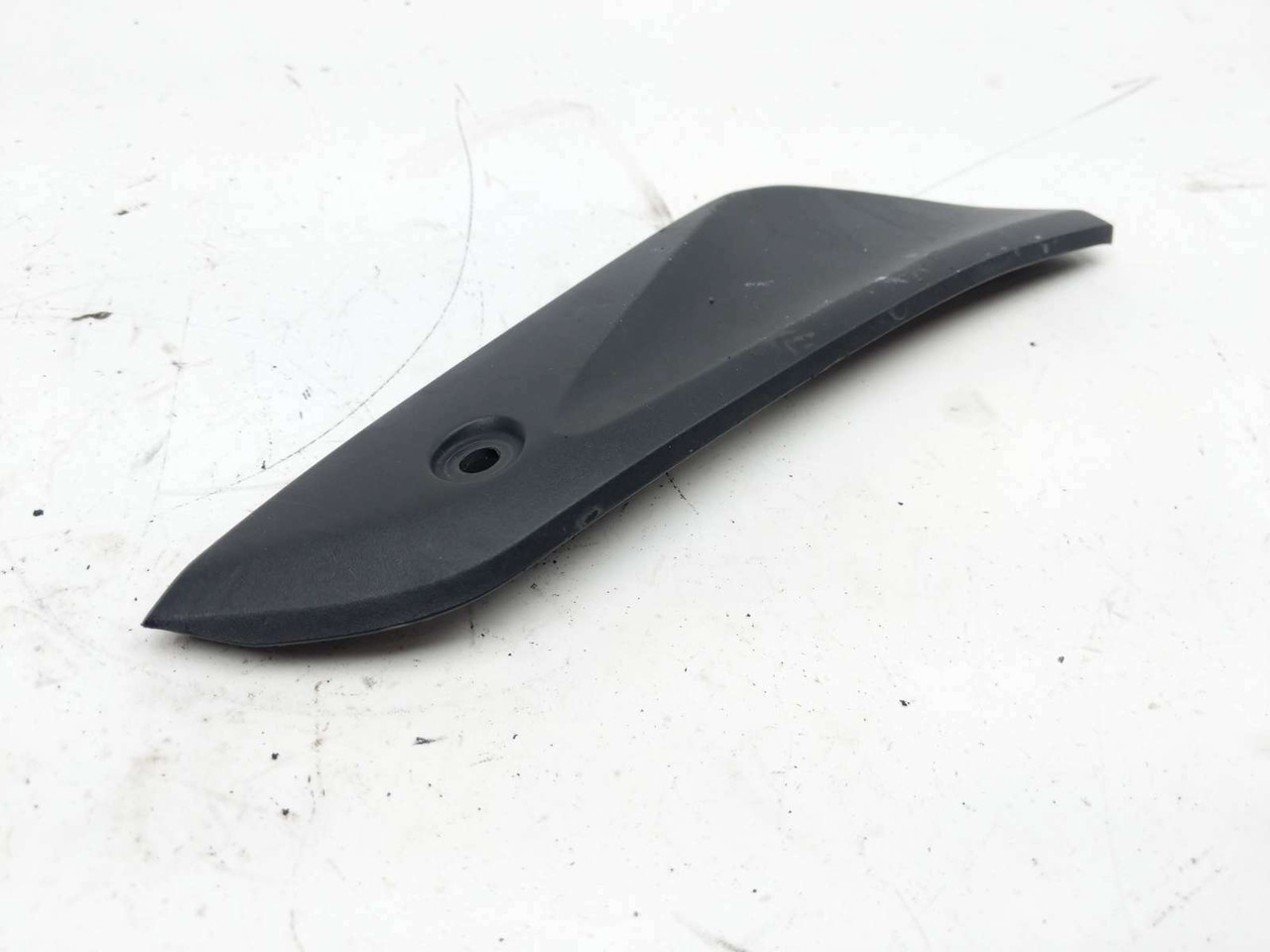 82様 04 05 Honda CBR1000RR Front Inner Fairing Cover 19125-MELA TRSH PL